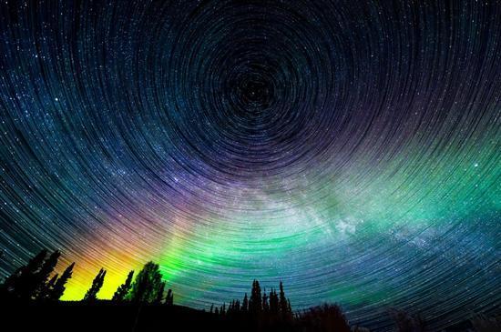 《云・星穹铁道》网页版与安卓端上线,不限量测试进行